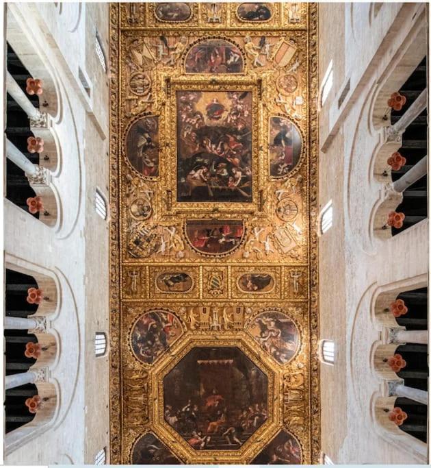 Bari 68 - Comfort Moderno & Fascino Antico Zewnętrze zdjęcie